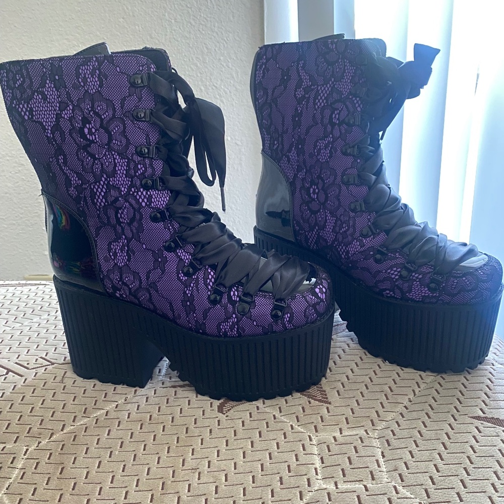 Pandora Boot Lace Platforms